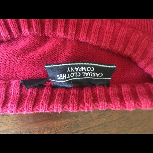 Red “London Downtown” sweater - Picture 2 of 2